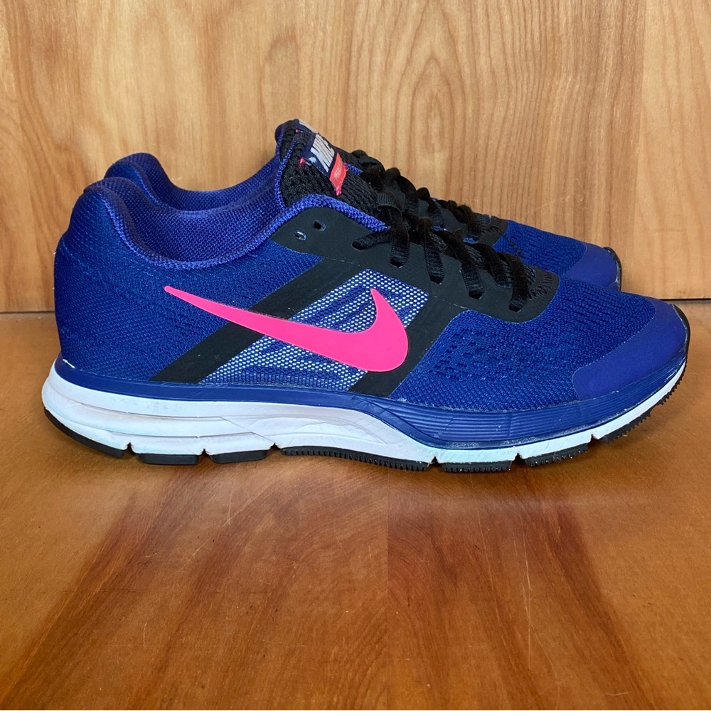 Nike Blue and Pink Athletic Shoes